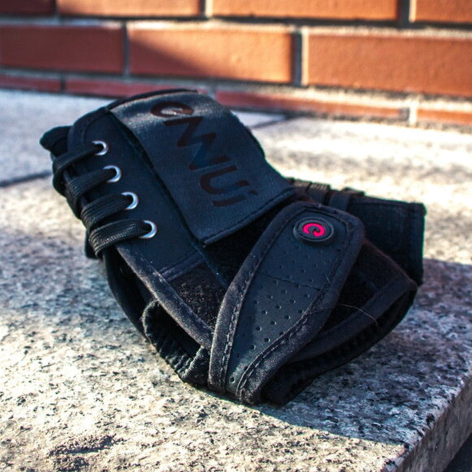 Ennui City Brace III Wrist Guards - Lucky Skates