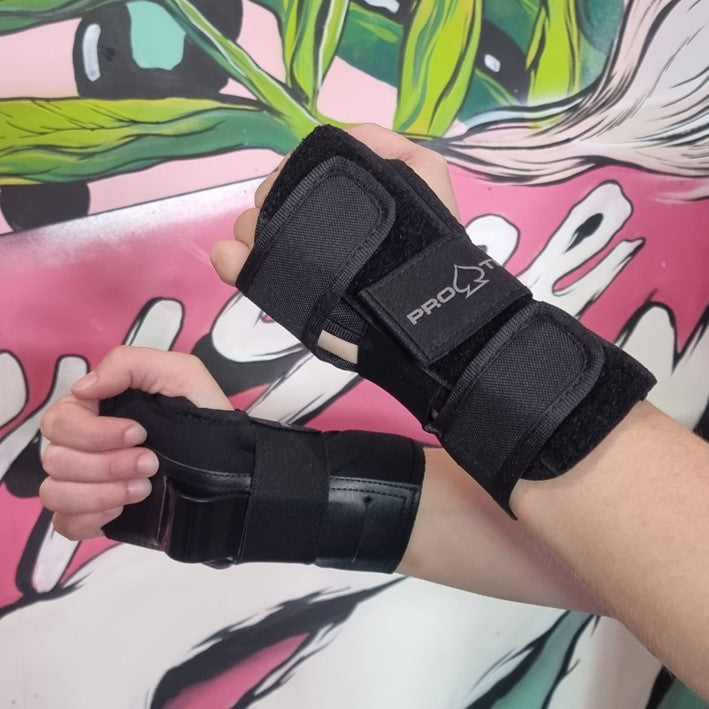 Pro-Tec Street Skate Wrist Guards Black - Lucky Skates