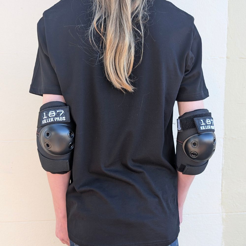 187 Killer Elbow Pads Black - Lucky Skates