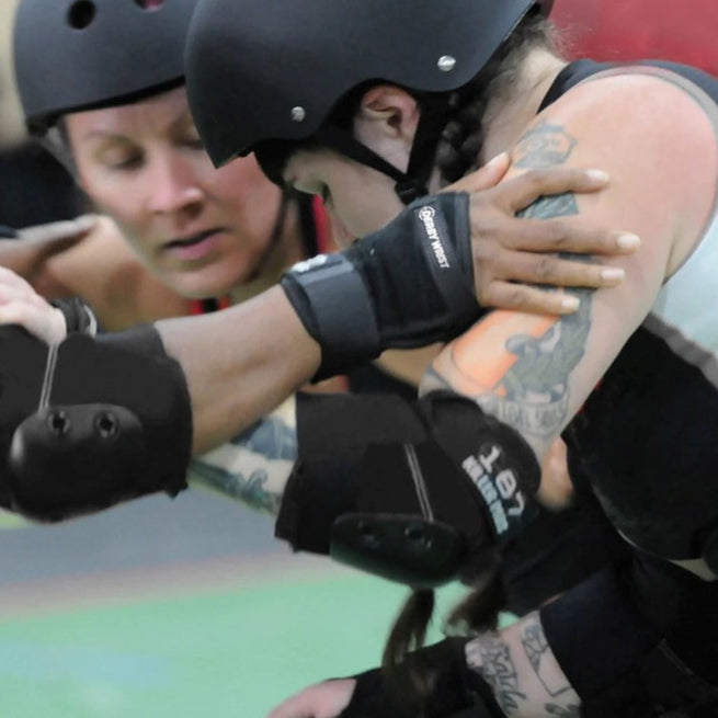 187 Derby Wrist Guards - Lucky Skates