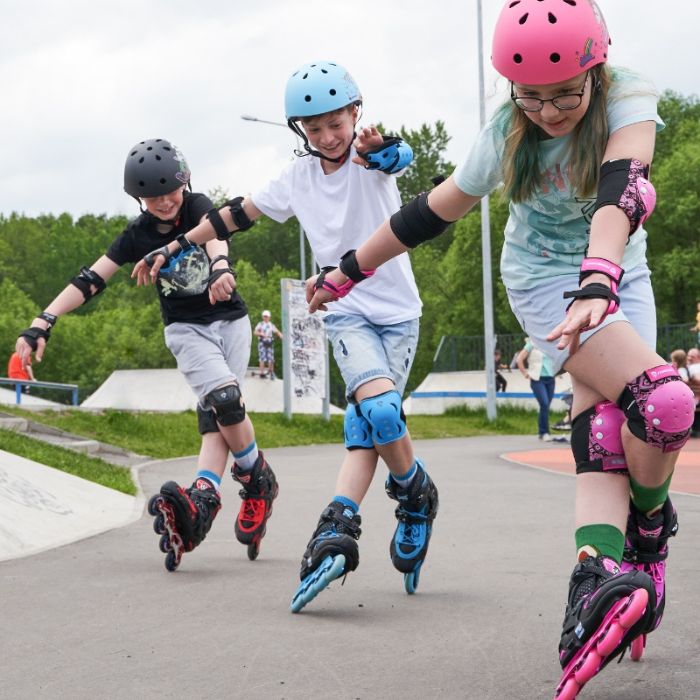 Flying Eagle Dynamo Kids Slalom Inline Skates Red Blue Pink - Lucky Skates 