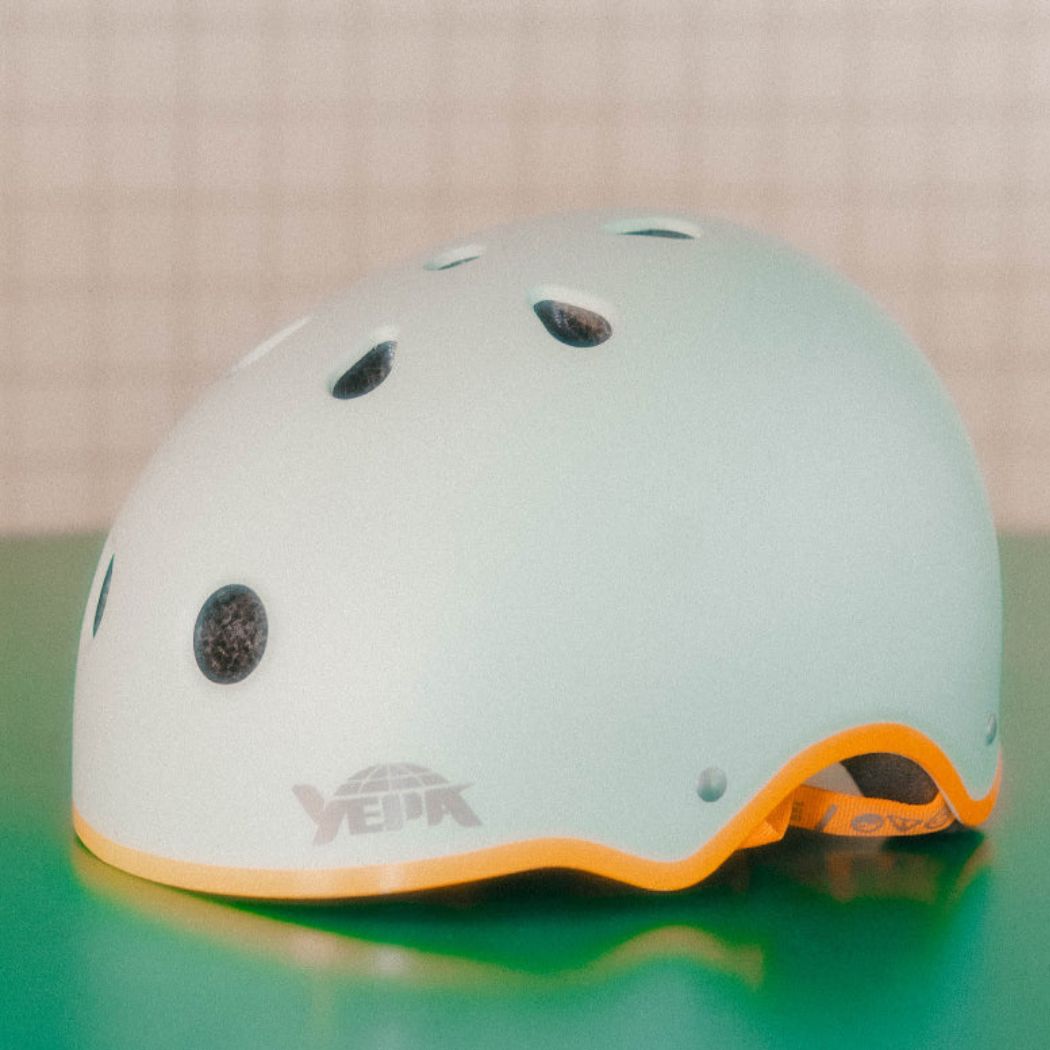 Yepa T-Shell Plus Certified Skate Helmet Stone Speckled Baby Blue - Lucky Skates 