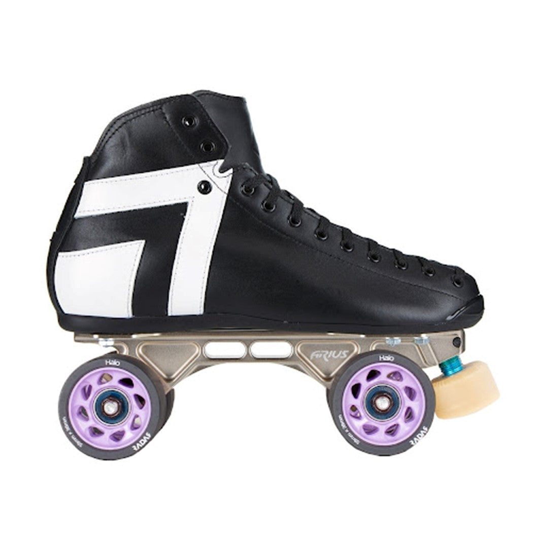 ROLLER DERBY BLACK MID TOP ROLLER SKATES 