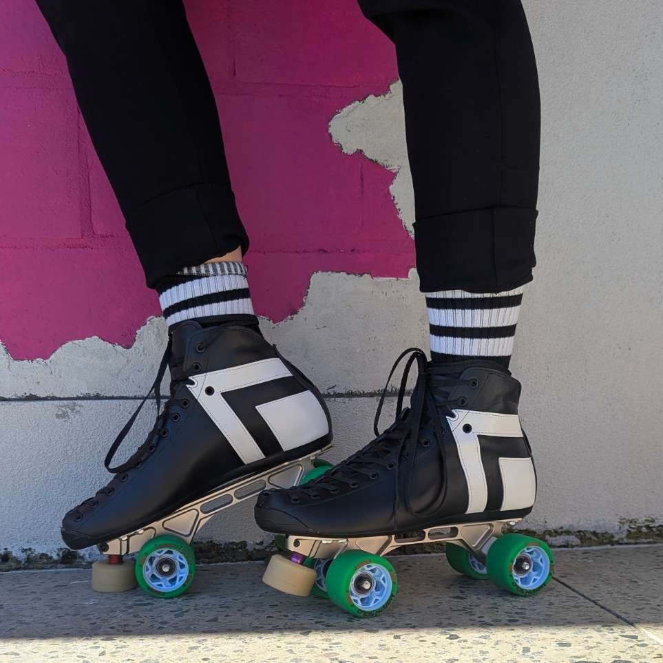 Antik AR2 Platinum Arius Quad Roller Skates - Lucky Skates