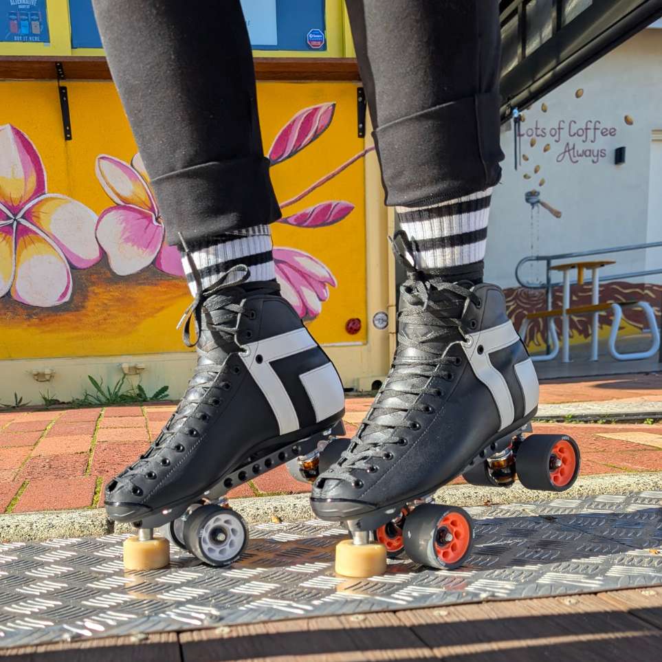 Antik AR2 Derby Park Reactor Pro Roller Skates - Lucky Skates