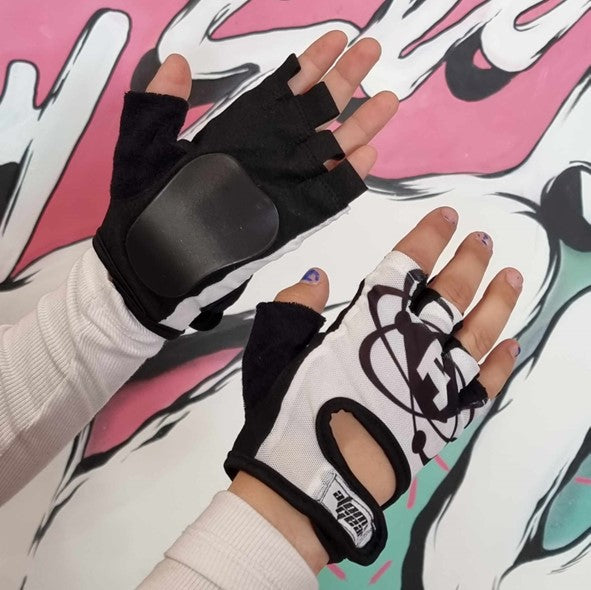 Atom Inline Skating Speed Gloves Wrist Guards White Black - Lucky Skates
