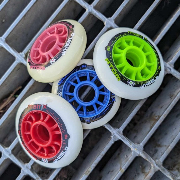 white inline wheel coloured hub 