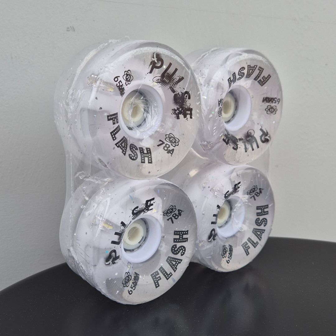 Atom Pulse Flash Light Up Glitter Outdoor Roller Skate LED Wheels 4 Pack 78a 65mm Clear Glitter - Lucky Skates