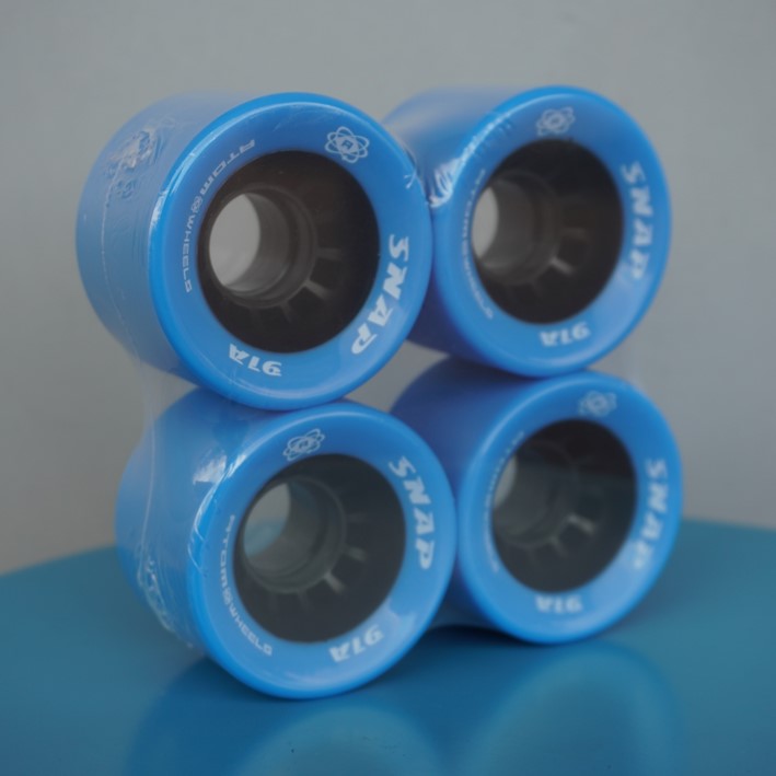 Atom Snap Indoor Roller Skate Wheels 60mm 91a Blue 4 Pack - Lucky Skates 