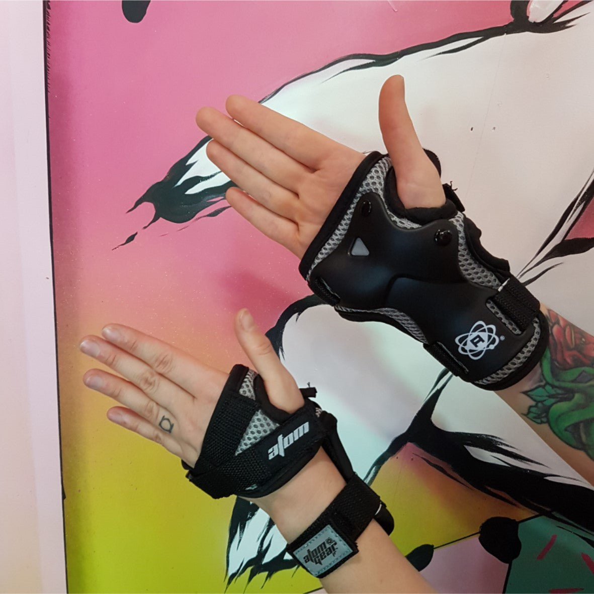 Atom Gear Skate Wrist Guards Black Grey - Lucky Skates