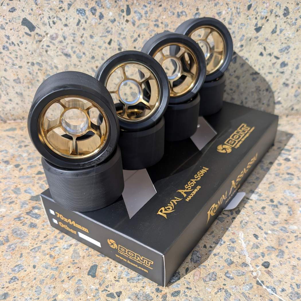 Bont Royal Assassin Maximus Roller Skate Wheels 70mm Black on Gold Hub 96A - 8 pack - Lucky Skates 