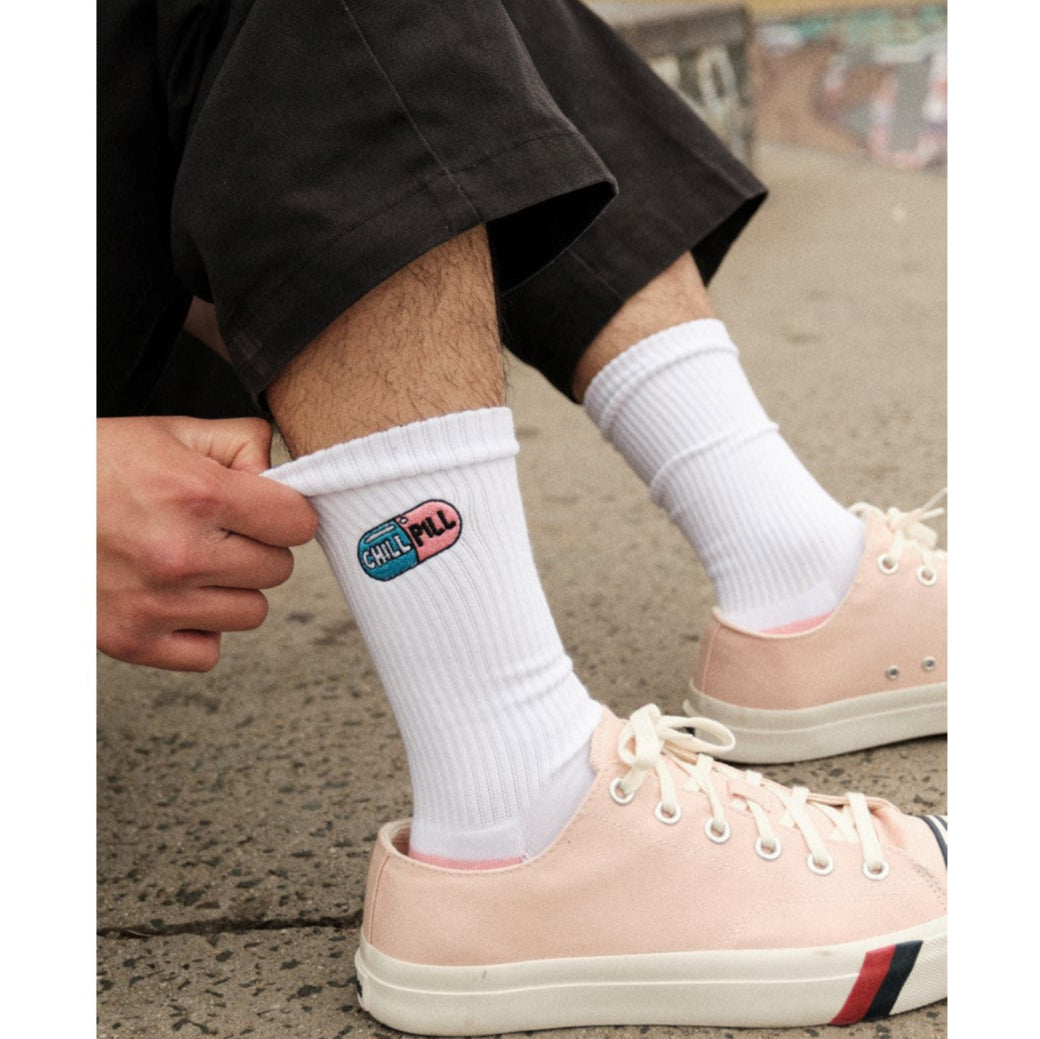 Threadheads Chill Pill Crew Socks - Lucky Skates