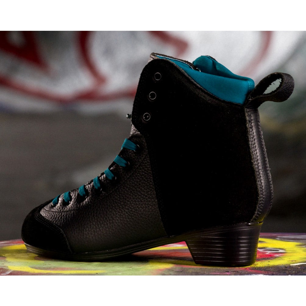 Chuffed Skate Boots Pro Lanna Thornhill - Lucky Skates