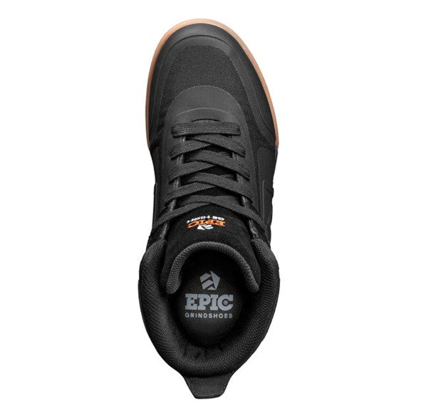 Epic Stomper Grind Shoes - Lucky Skates