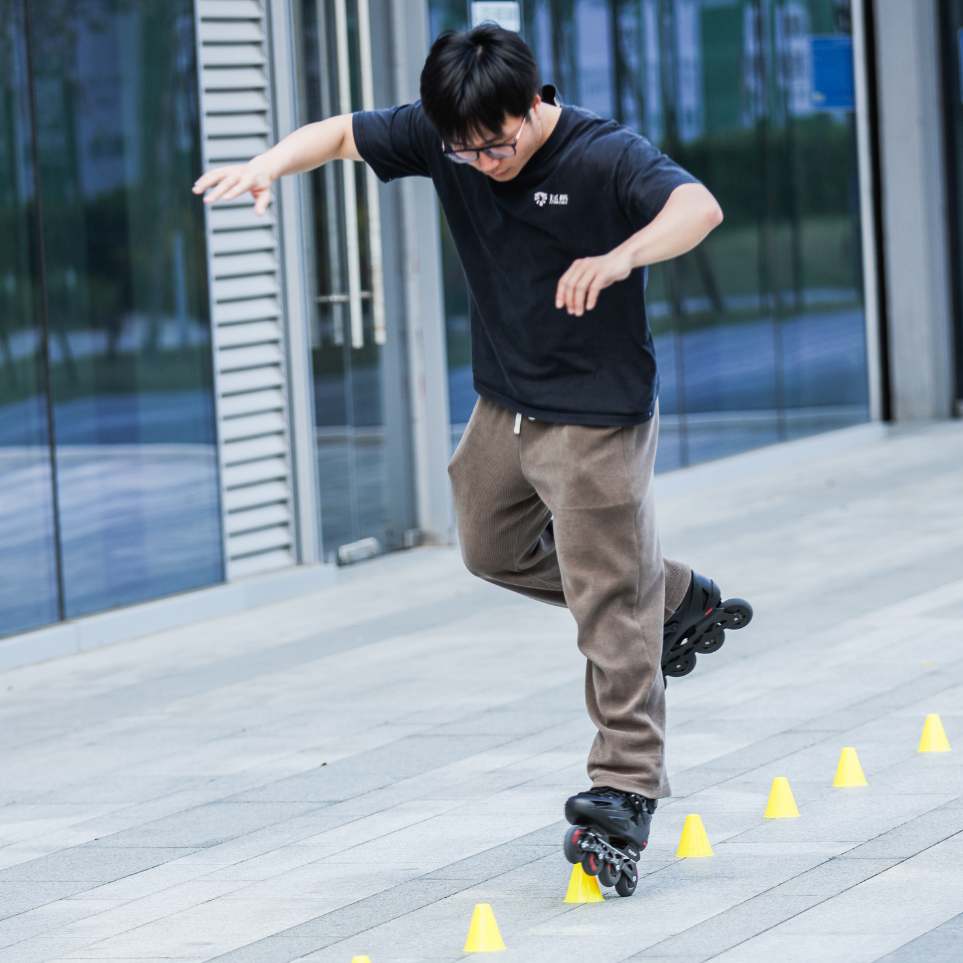 Flying Eagle Avian Black Mens Urban Inline Skates - Lucky Skates 