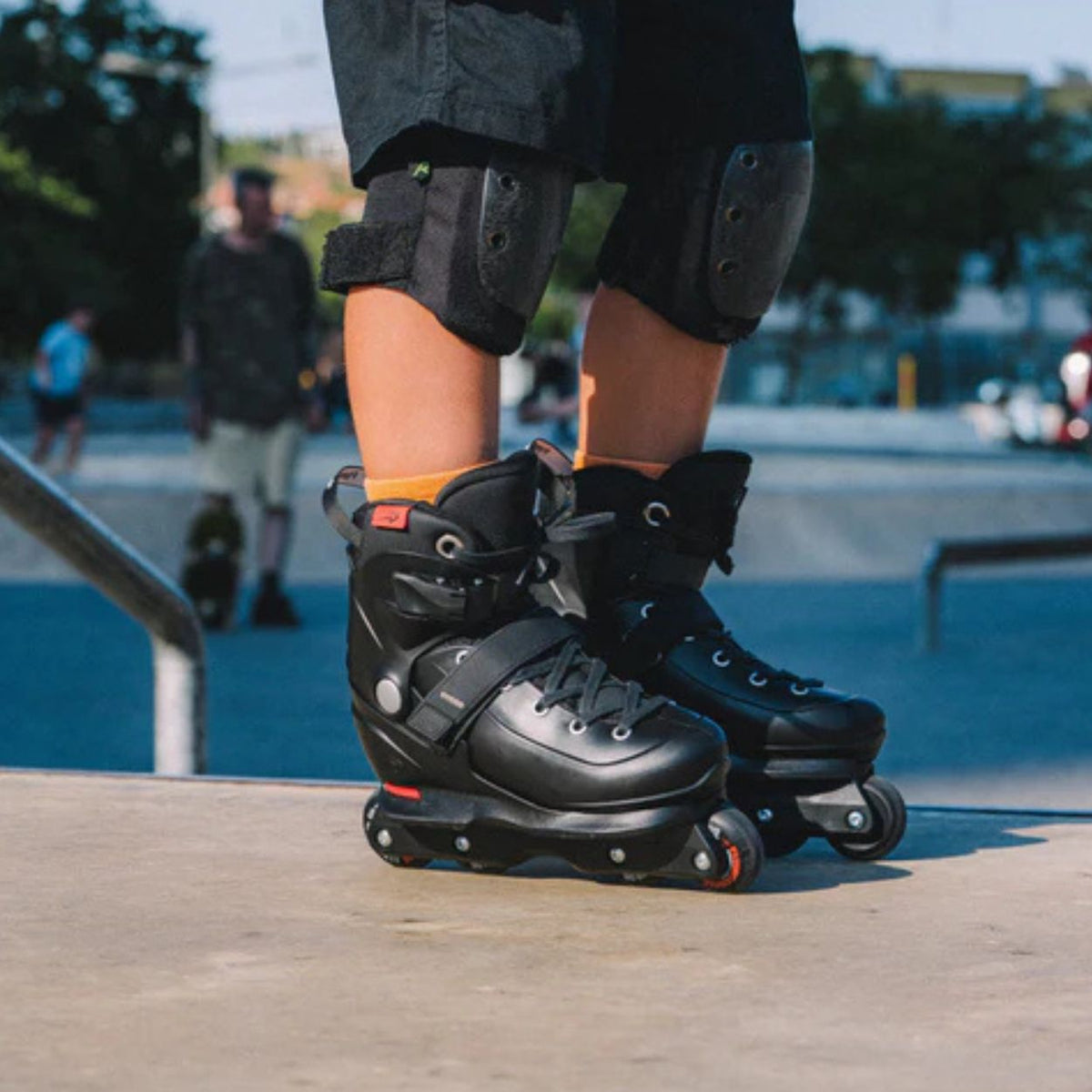 Flying Eagle Junior Aggressive Inline Skates Adjustable Black - Lucky Skates
