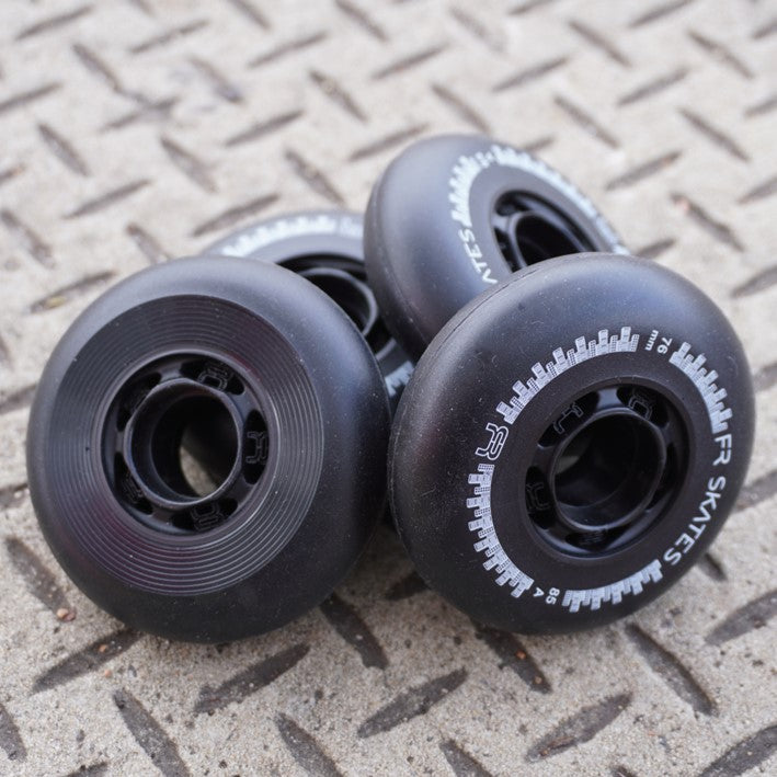 FR Downtown Inline Wheels 76mm 85a black 4 Pack - Lucky Skates