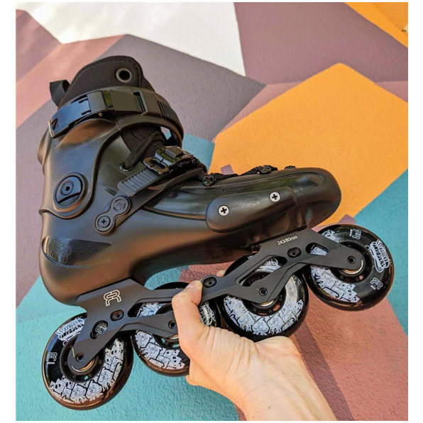 FR FR1 Deluxe Intuition 80 Black Inline Skates