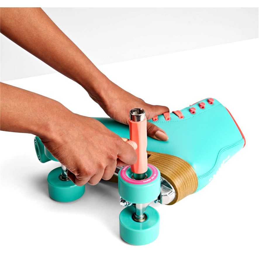 Impala Roller Skate Aqua Wheels 82a 58mm - Lucky Skates