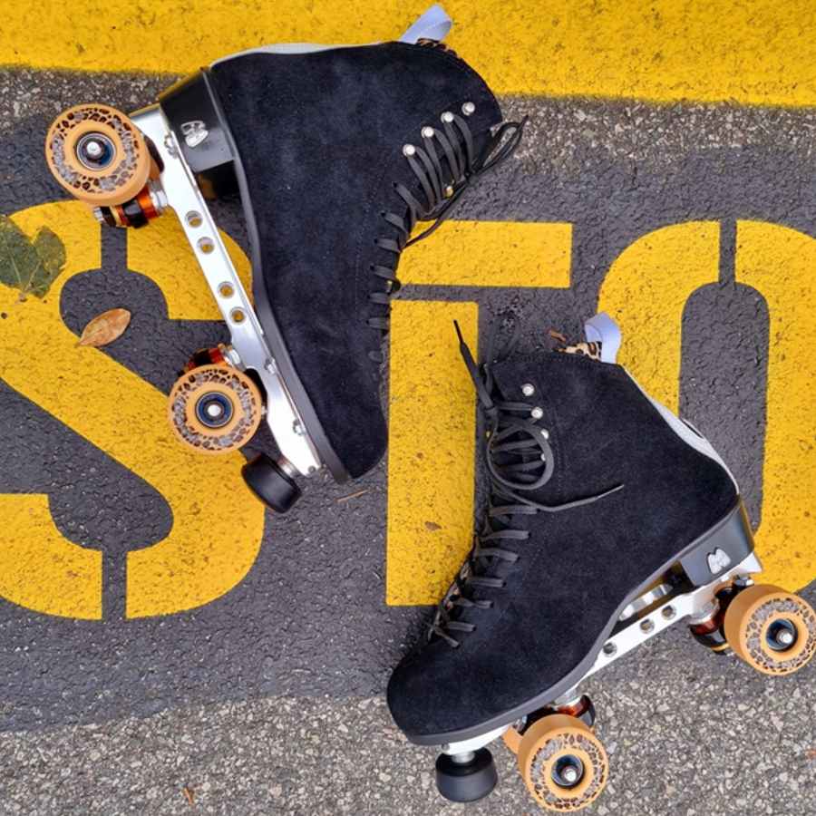 Moxi Jack Roller Skates Black Pro