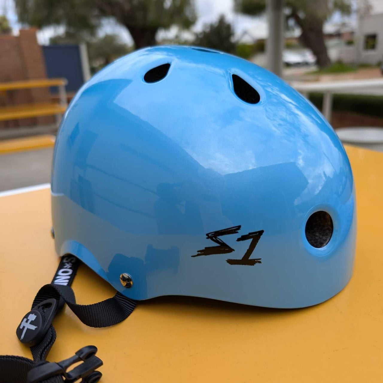 bklue gloss bike skate helmet