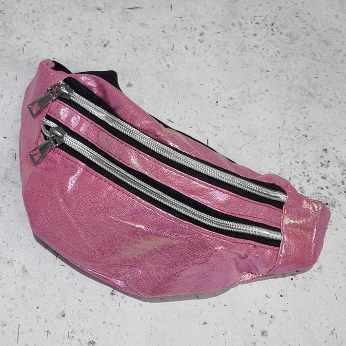 Shimmery Shiny Fanny Pack - Lucky Skates