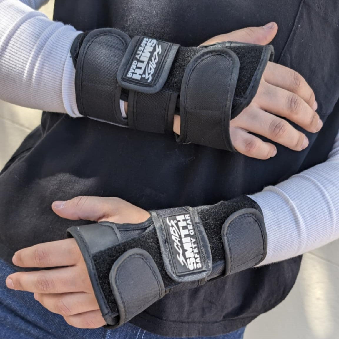 Smith Scabs Wrist Guards Black - Lucky Skates