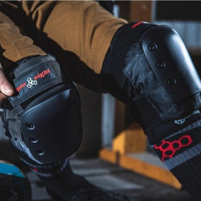 Triple 8 KP Pro Knee Pads - Lucky Skates