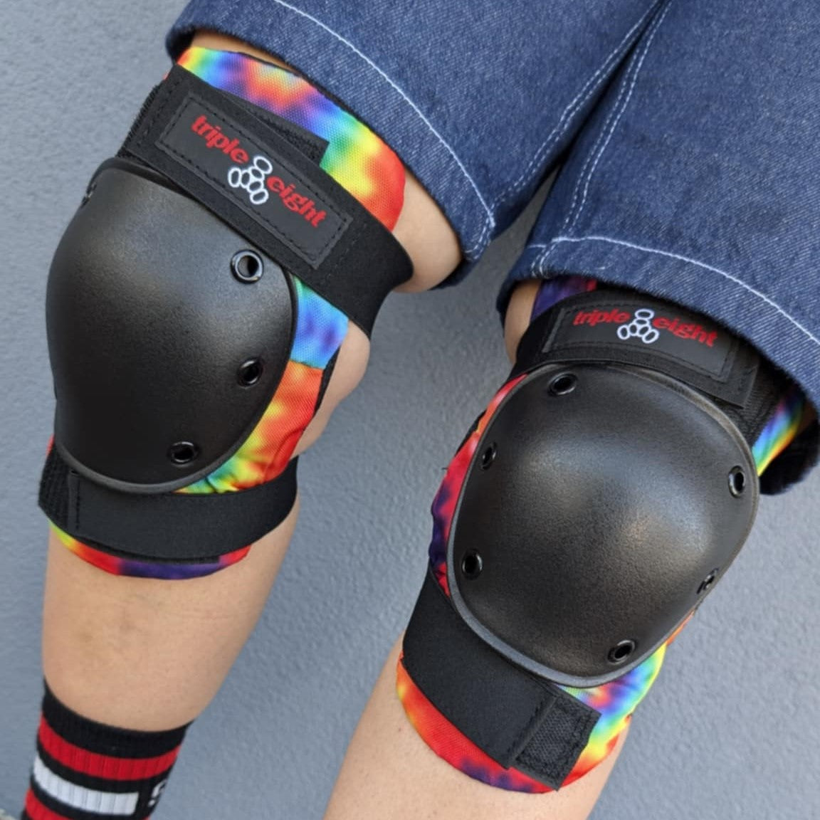 Triple 8 Tie Dye Rainbow Knee Pad - Lucky Skates