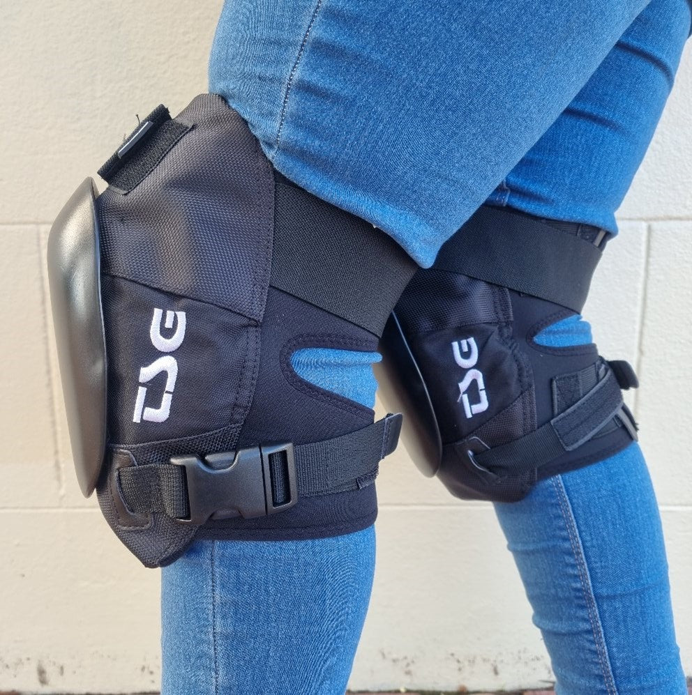 TSG Force III Knee Pads Black Skate Protection - Lucky Skates