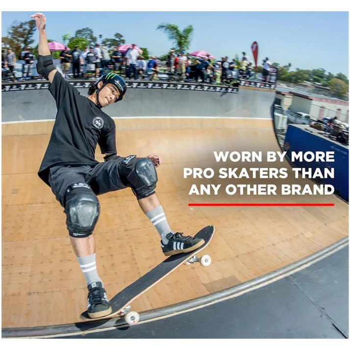 skateboarder wearing 187 killer knee pads