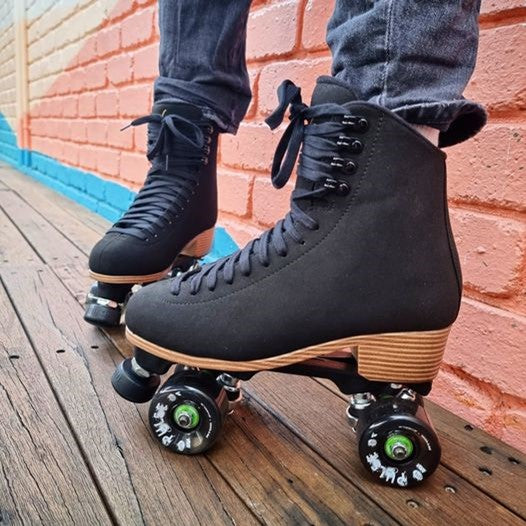 Jackson Vista Black Roller Skates