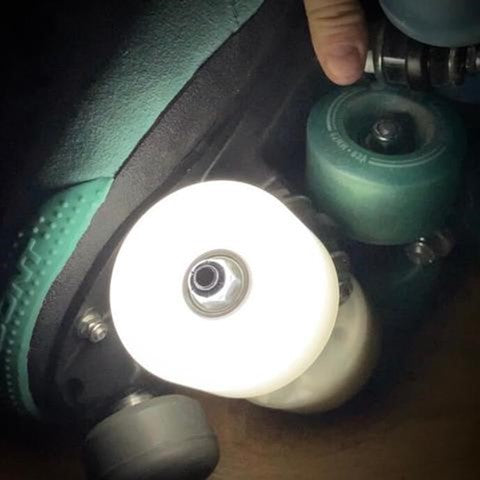 white glitter led light up roller skate wheels 