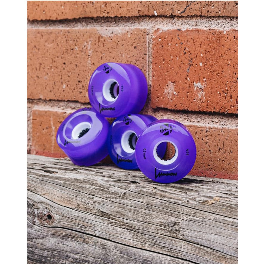 Luminous Light Up Quad Wheels Purple 85A - 4 pack - Lucky Skates