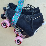 BLACK SKATE WITH PINK SKATE PARK WHEELS 