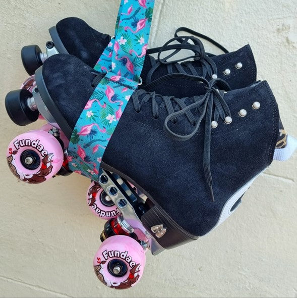 BLACK SKATE WITH PINK SKATE PARK WHEELS 