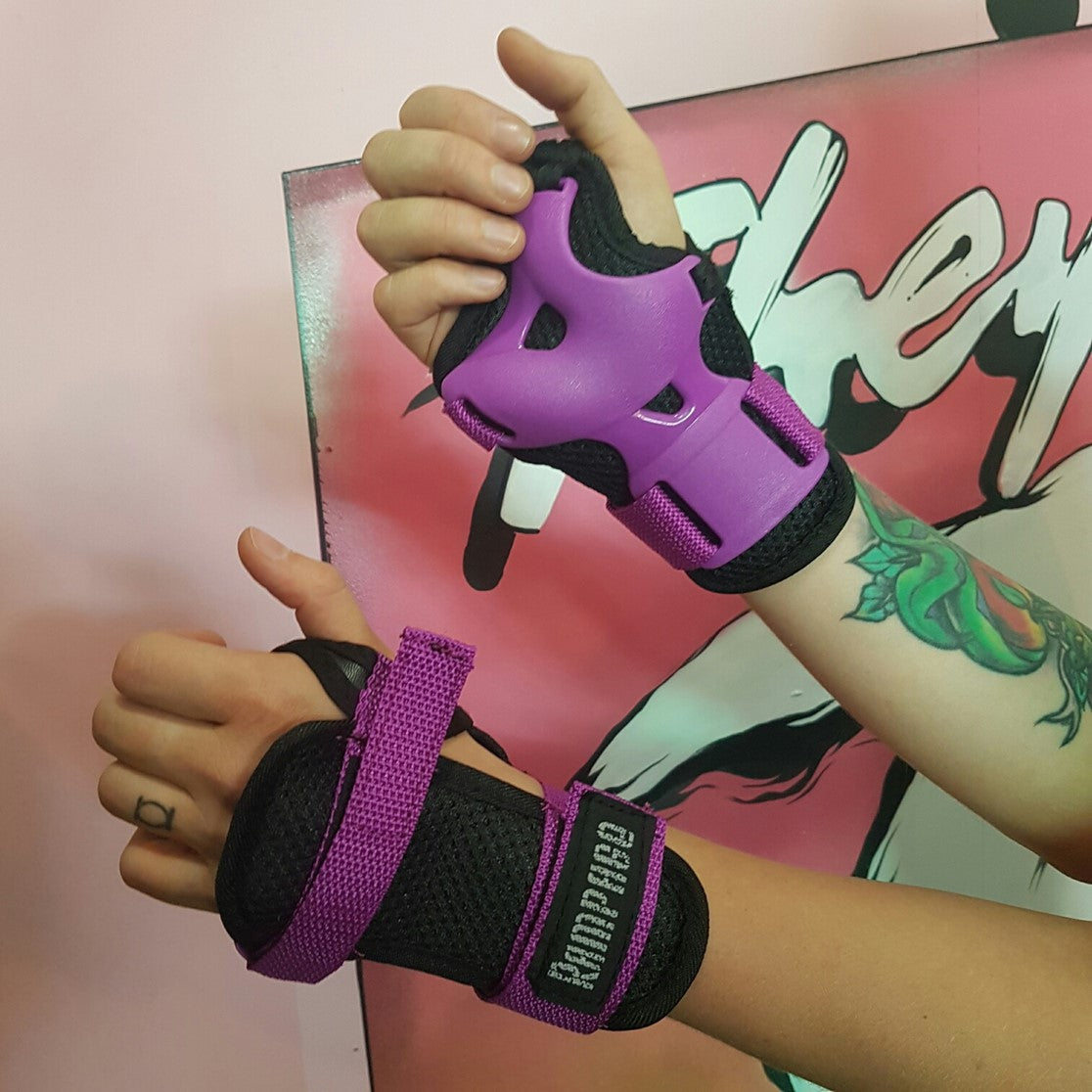 purple wrist guards 