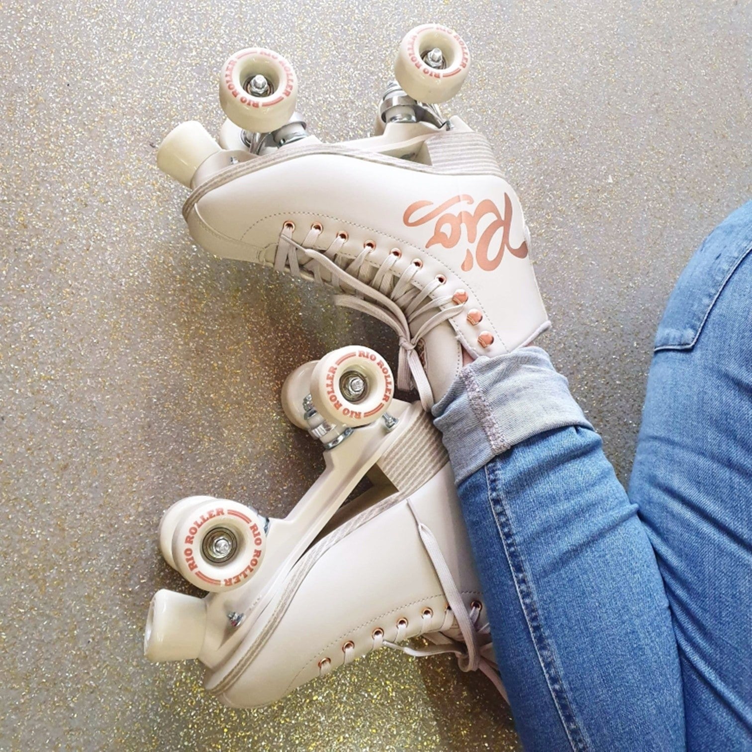 CREAM RIO ROLLER ROSE GOLD ROLLER SKATES